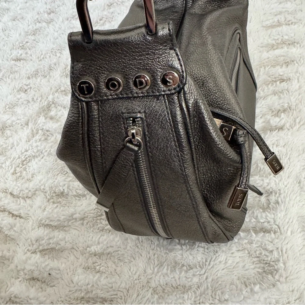 JP Tod's Vintage Mercer Metallic Leather Shoulder Studded Logo Bag